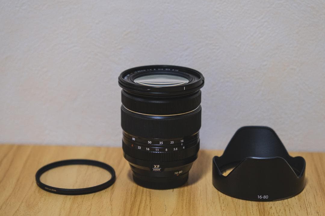 FUJIFILM XF 16-80mm F4 R OIS WR レンズフード付き
