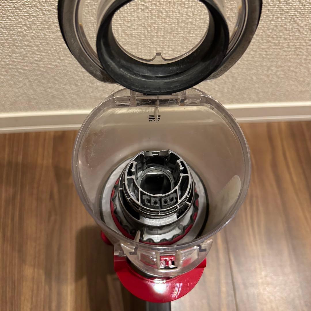 ダイソンV10 Fluffy+ 付属品完備 充電器あり 美品