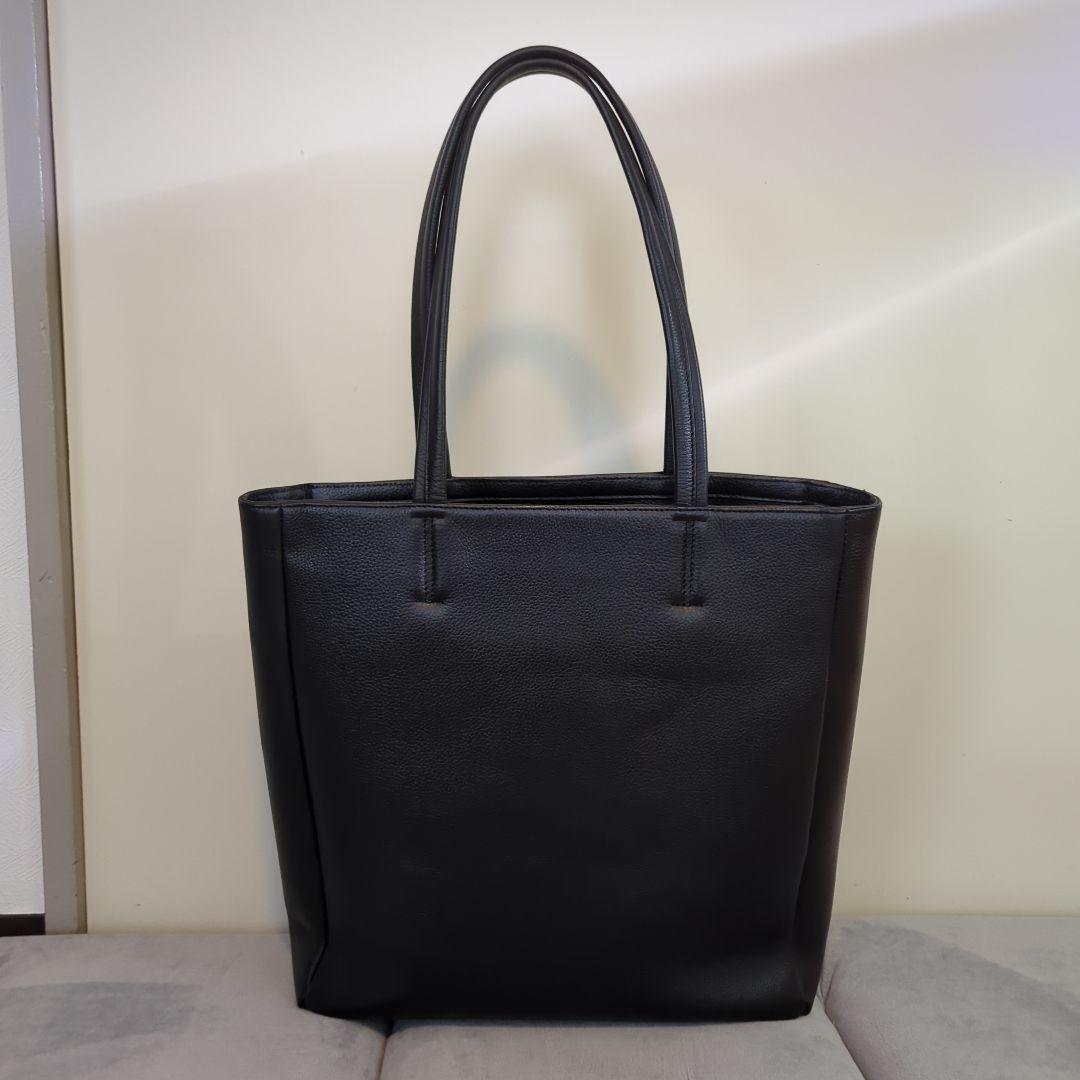 美品！　SHIPS　スマートレザーヴァーティカルトートバッグ