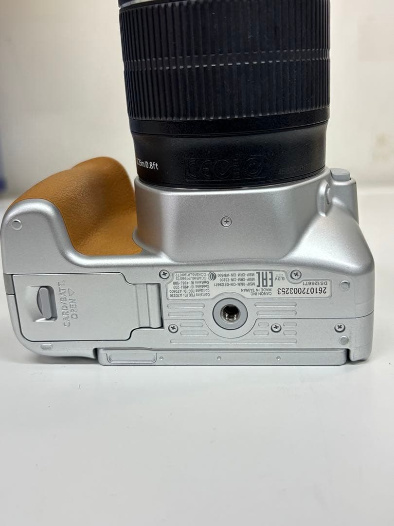 デジタルカメラ Canon EOS kiss x9 EF-S 18-55mm 19277