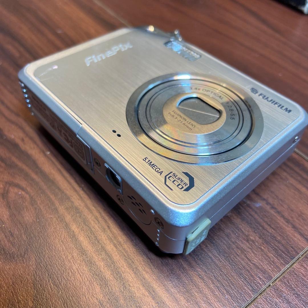 FUJI FILM FinePix FINEPIX V10 デジカメ 5502