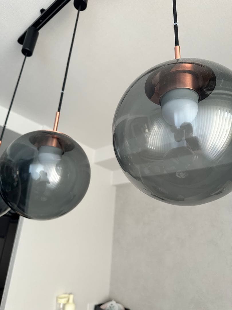 セール！美品オーデリックスモークグレーペンダントライトLED一体型 3灯セット