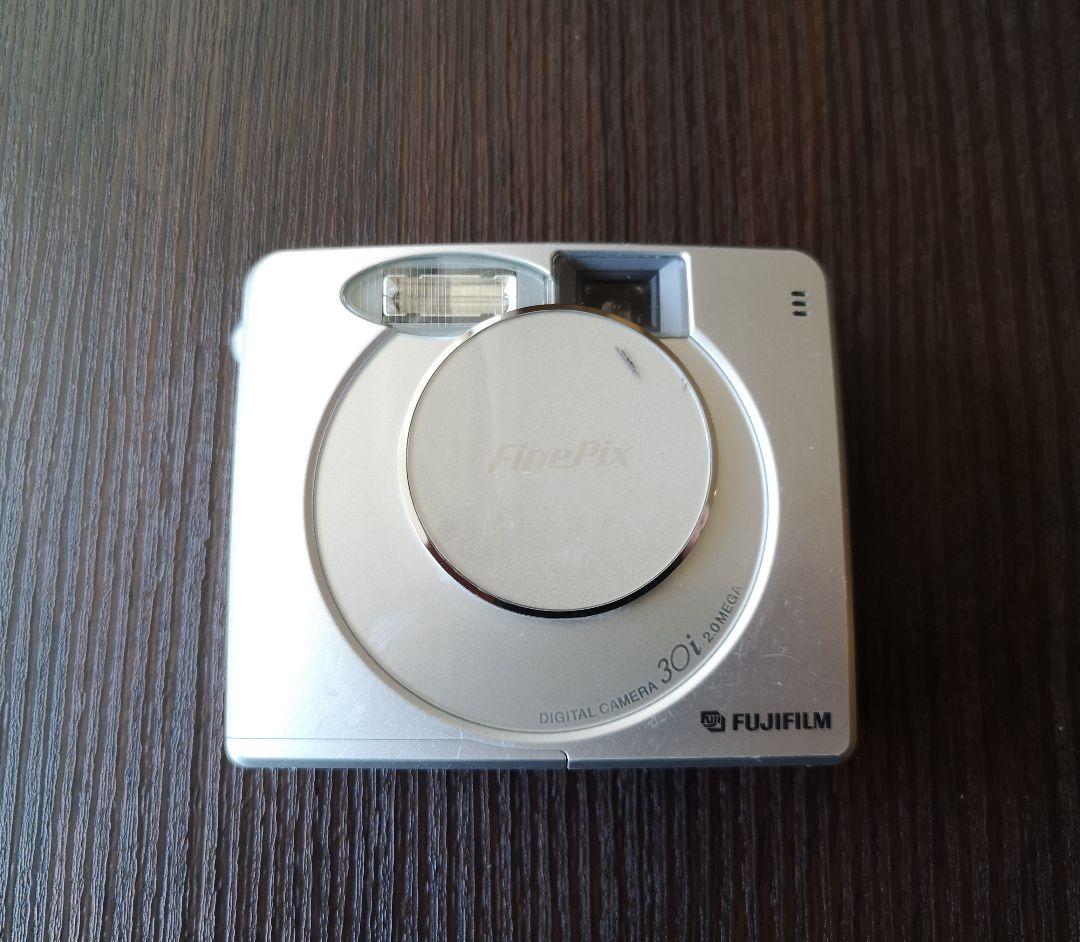 FUJIFILM FinePix30i コンパクトデジタルカメラ
