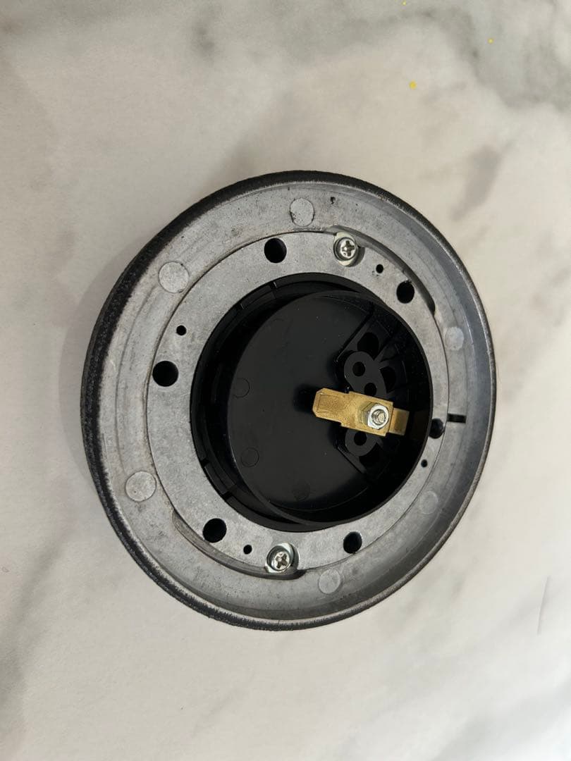 MOMO RACE（クイックリリースボス、ホーンボタン付き）　D35