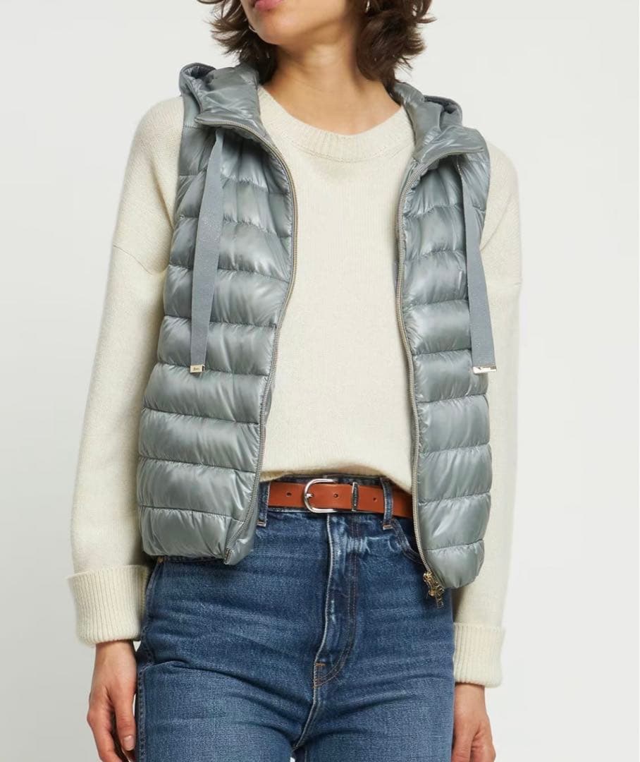 新品タグ付き　ヘルノ　ダウンベスト　レディース　ブルー　38