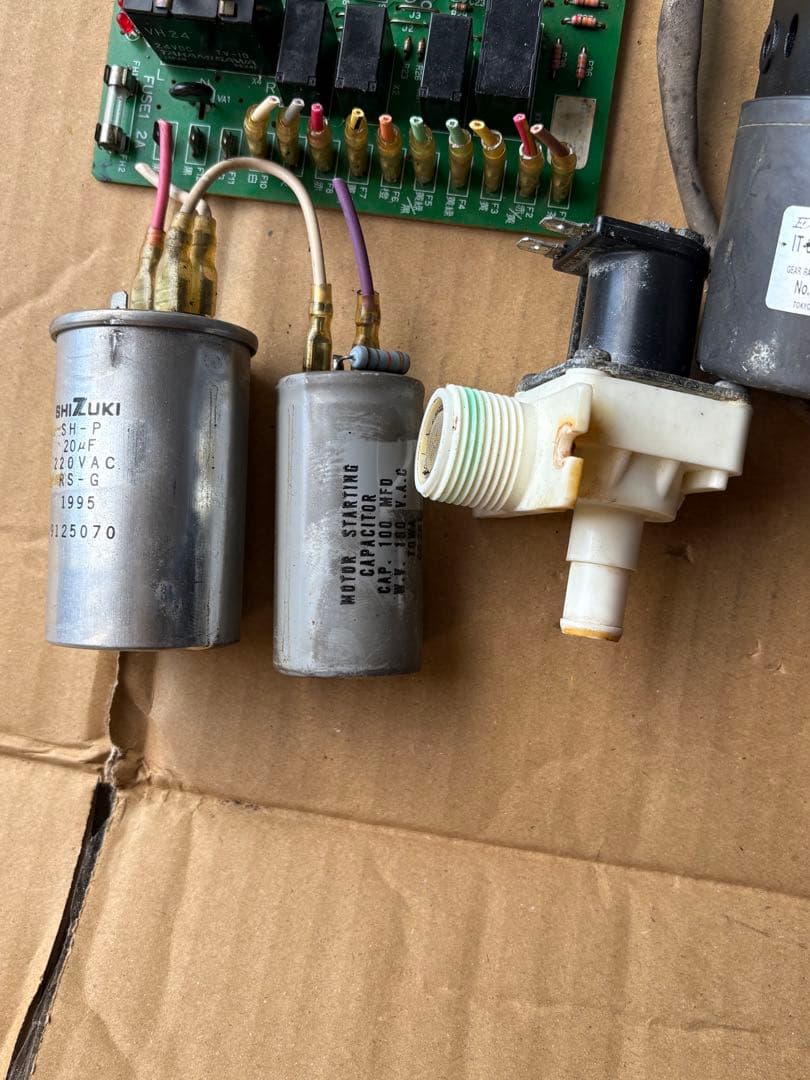 D.R.K 製氷機用制御基板とモーターセット中古品現状品