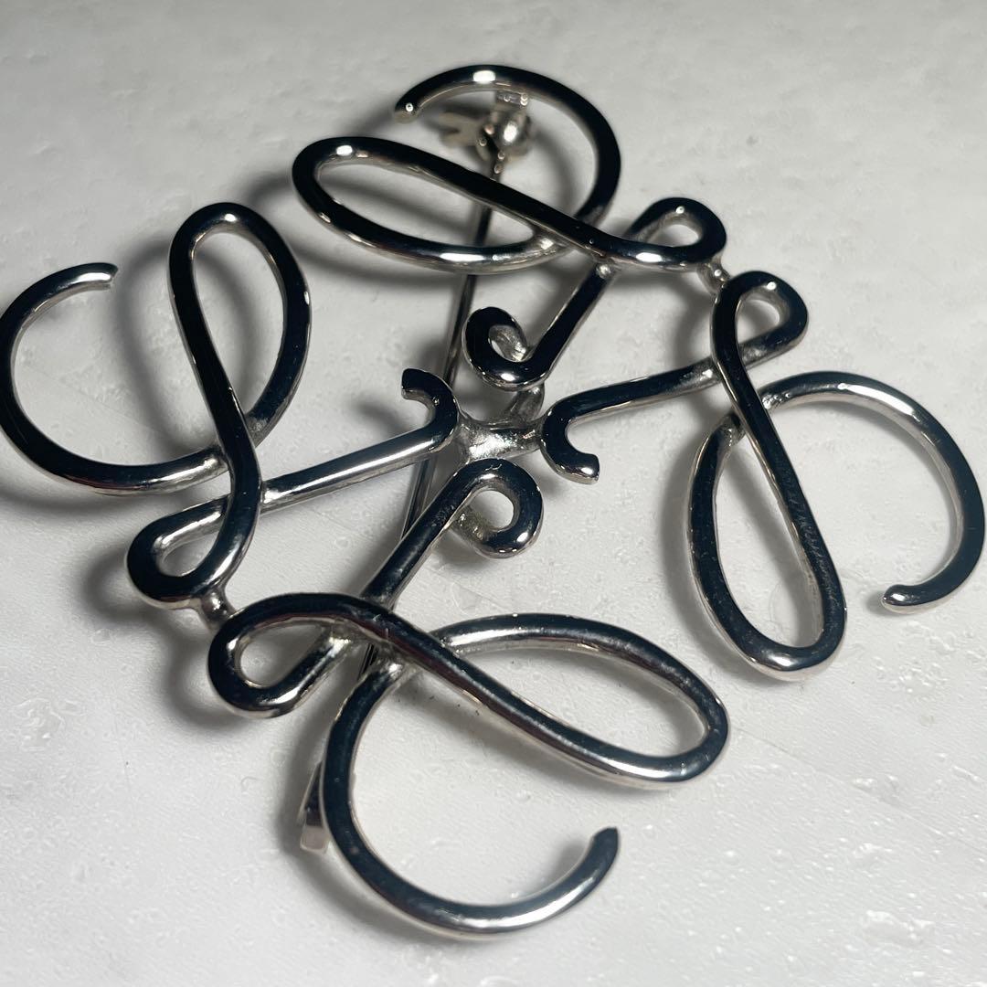 LOEWE ロエベ アナグラムブローチ　シルバー