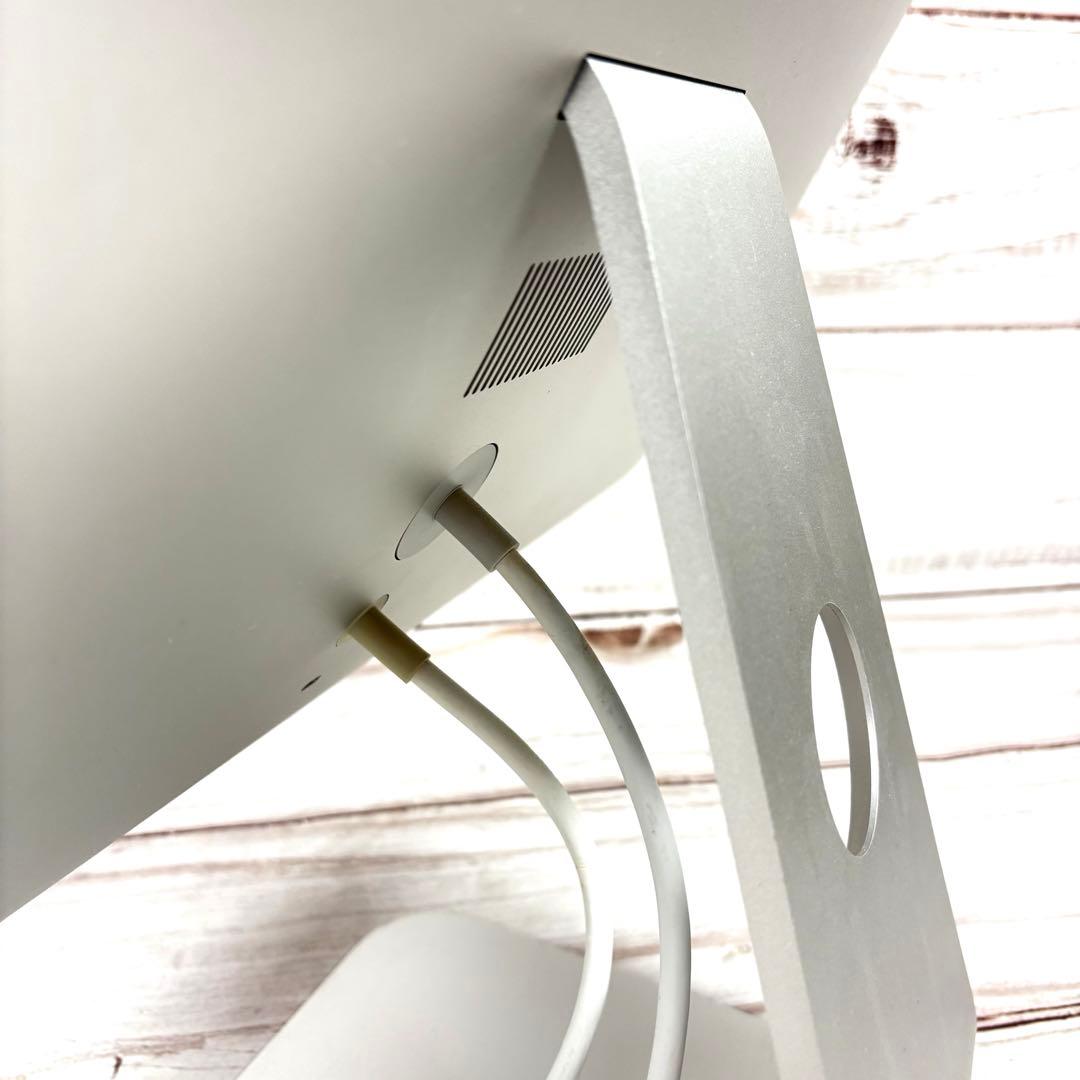 Apple LED Cinema Display 27インチ A1316