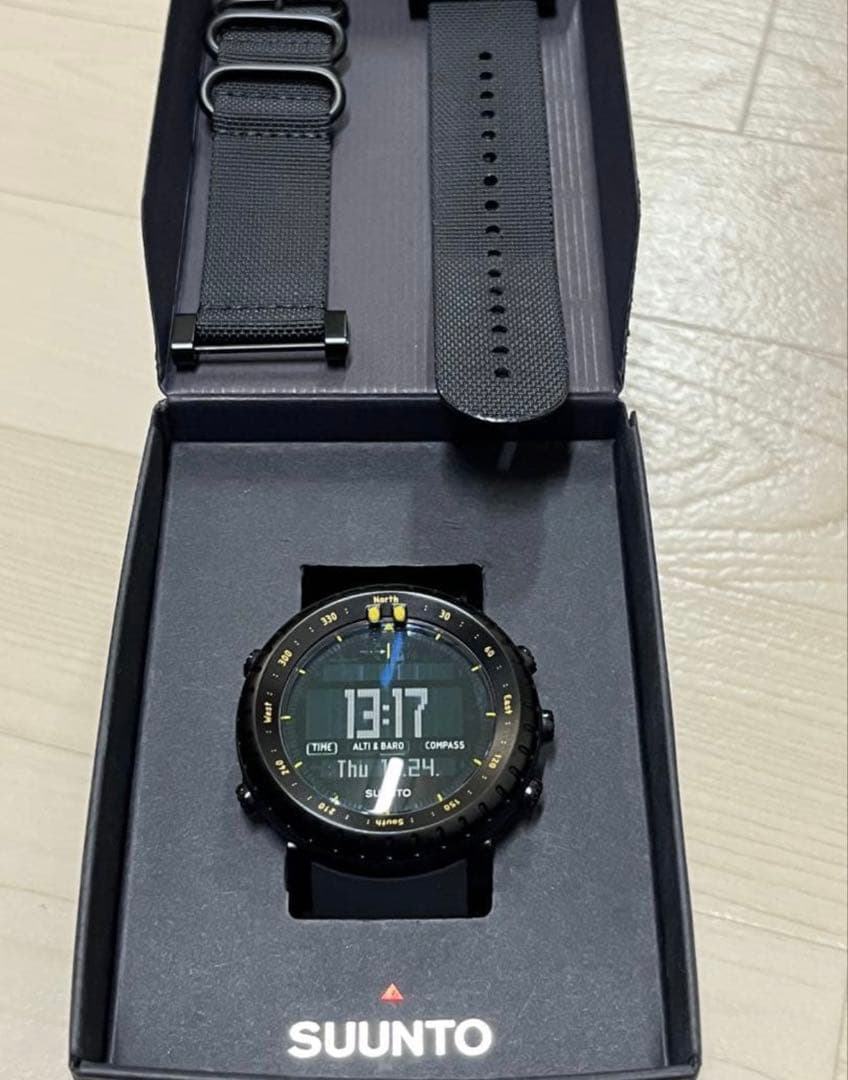 L*x様 SUUNTO CORE BLACK YELLOW TX スント コア