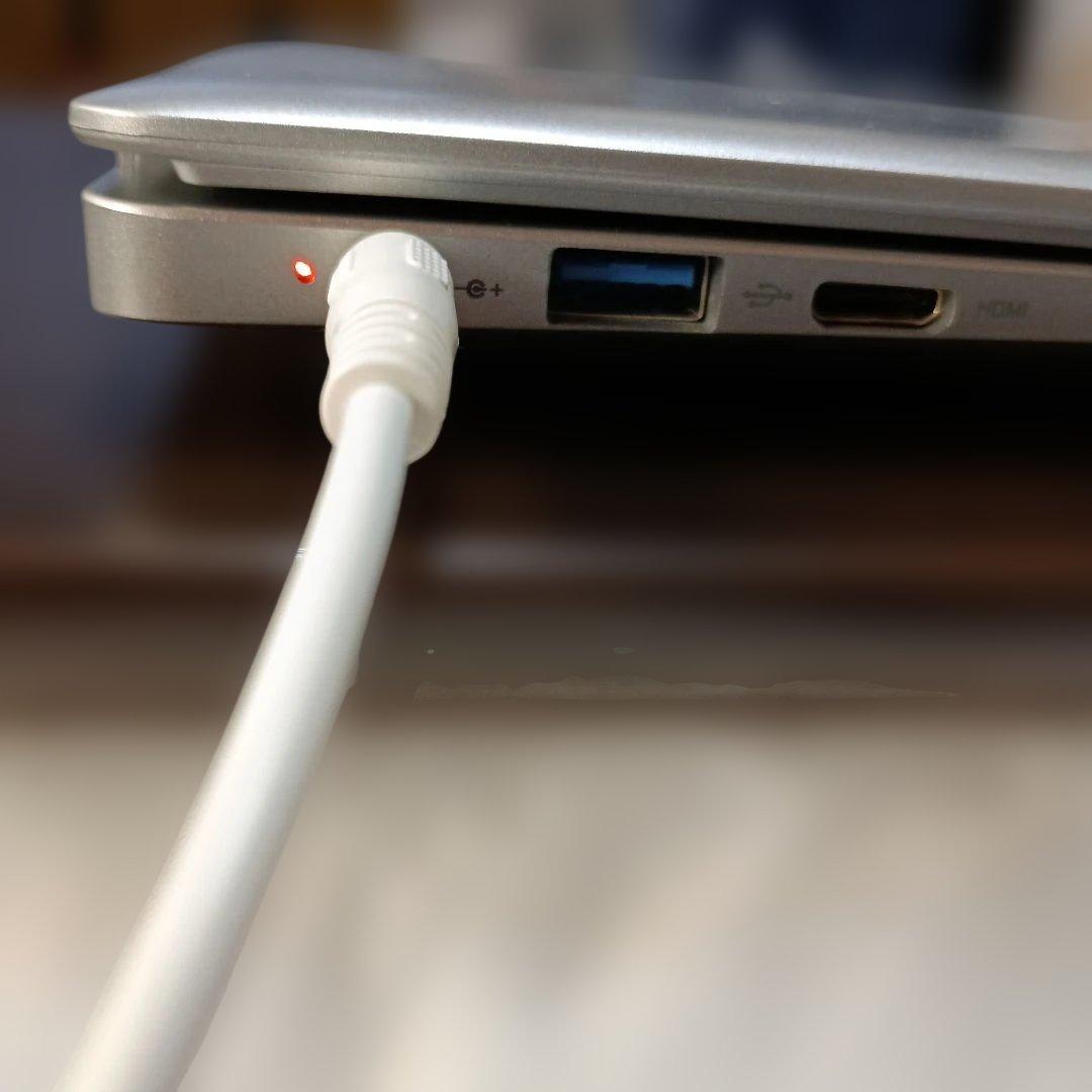 VETESA ノートパソコン本体 充電器付き ※説明欄を必ずご確認下さい※