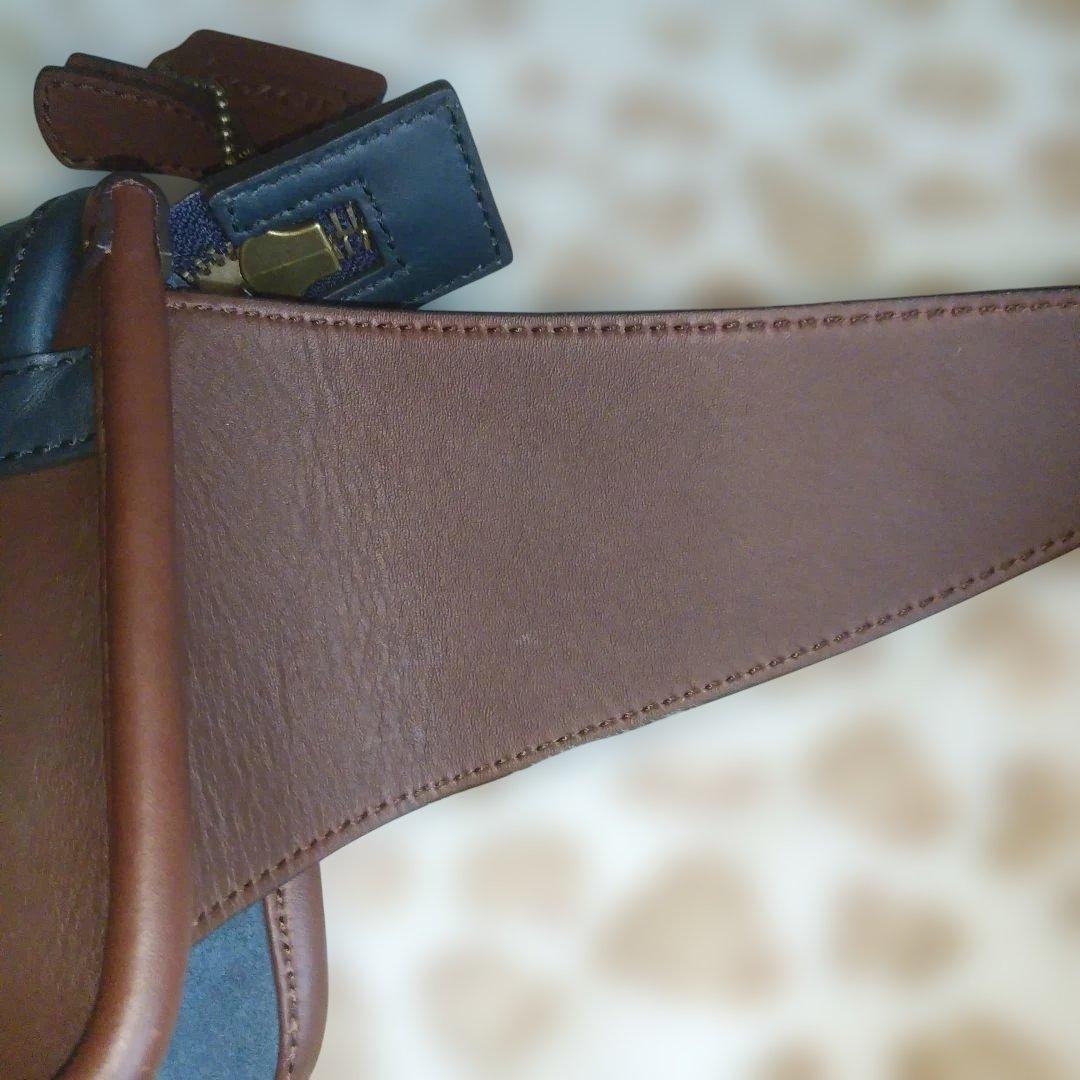 タ*ケ様 【良品】コーチ レガシー ボディバッグ ショルダーバッグ レザー ブラ