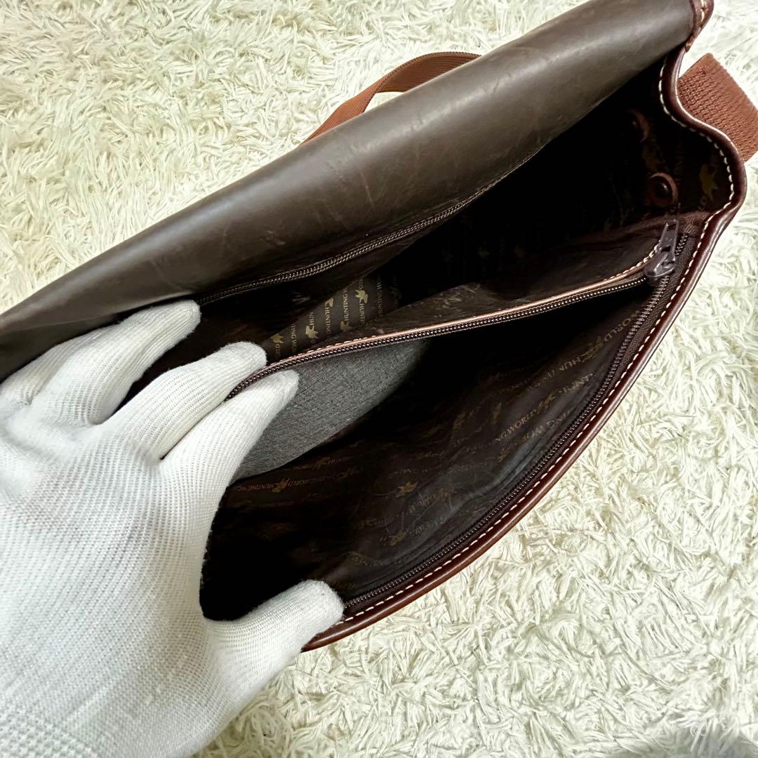 美品✨ハンティングワールド　メッセンジャーバッグ　サファリトゥデイ 　A4