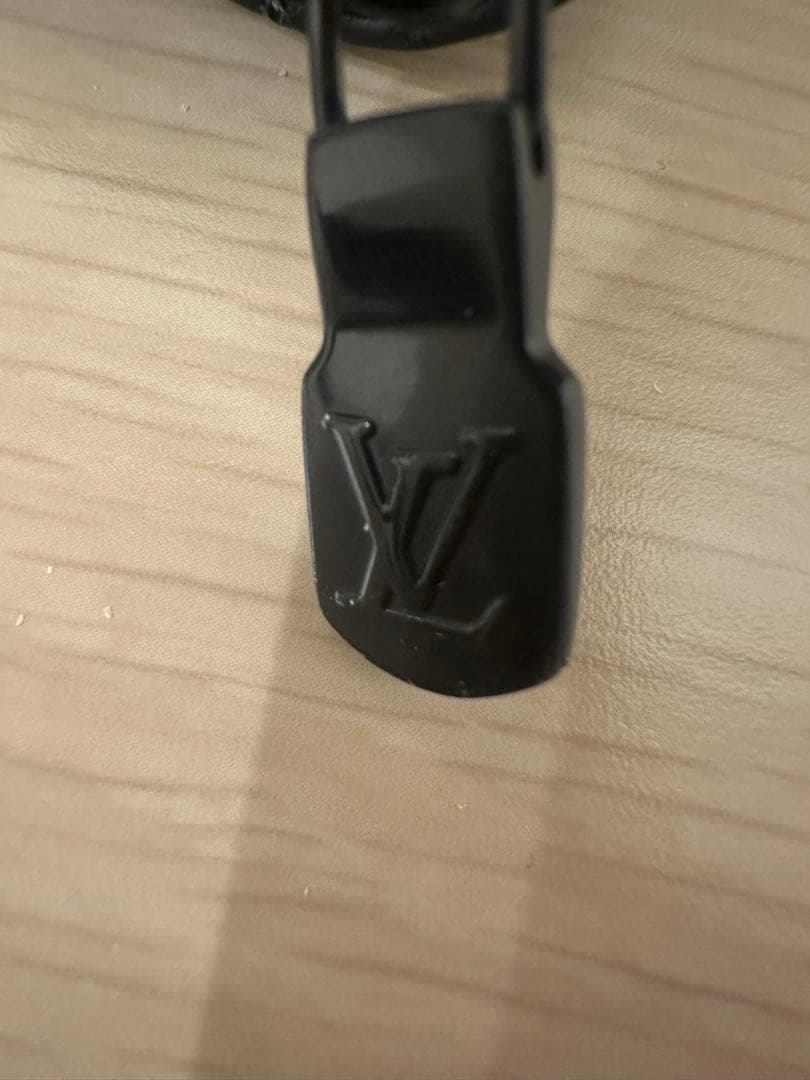 ウ*ル様 ルイ・ヴィトン　ジッピーウォレット・ヴェルティカル