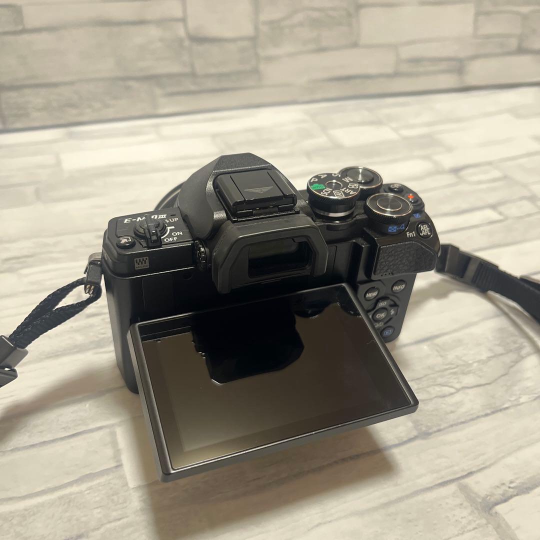 OLYMPUS OM-D E-M10 MarkⅢ オリンパス