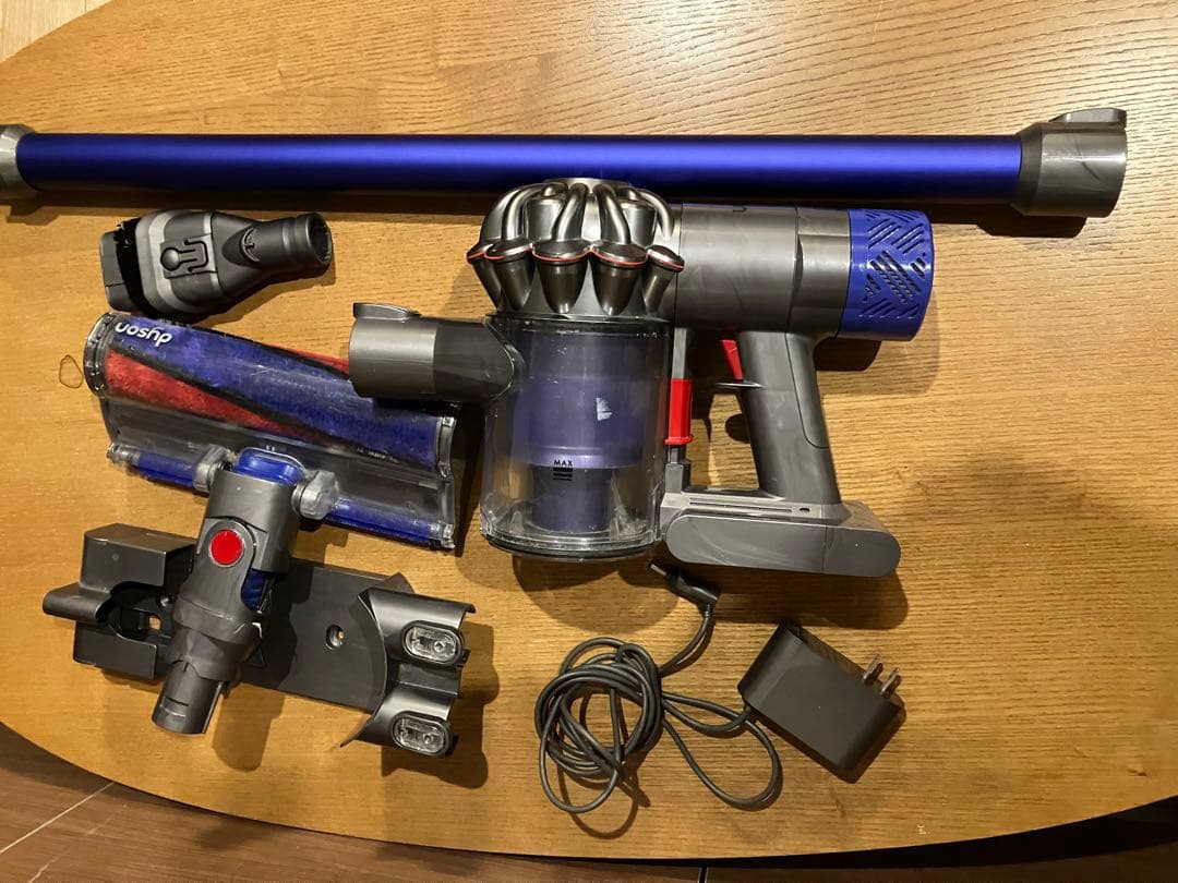 ダイソン 掃除機 コードレス スティッククリーナー V6 分解清掃済み