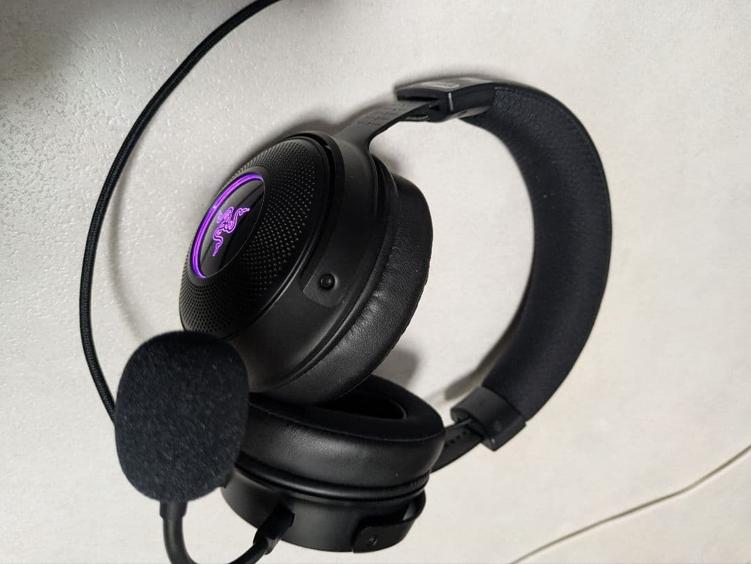 【値下げ交渉可】Razer Kraken V3 Hypersense 有線