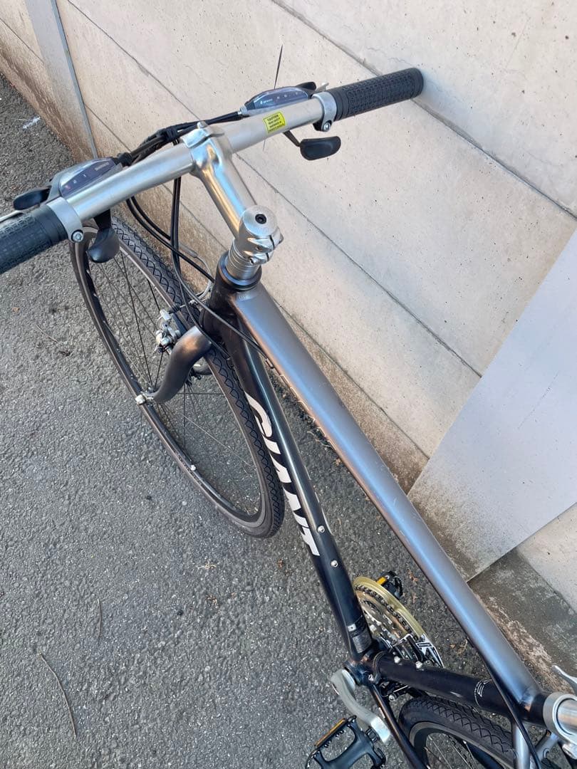 【訳あり美品】GIANT ESCAPE R3 24速　クロスバイク　CT465