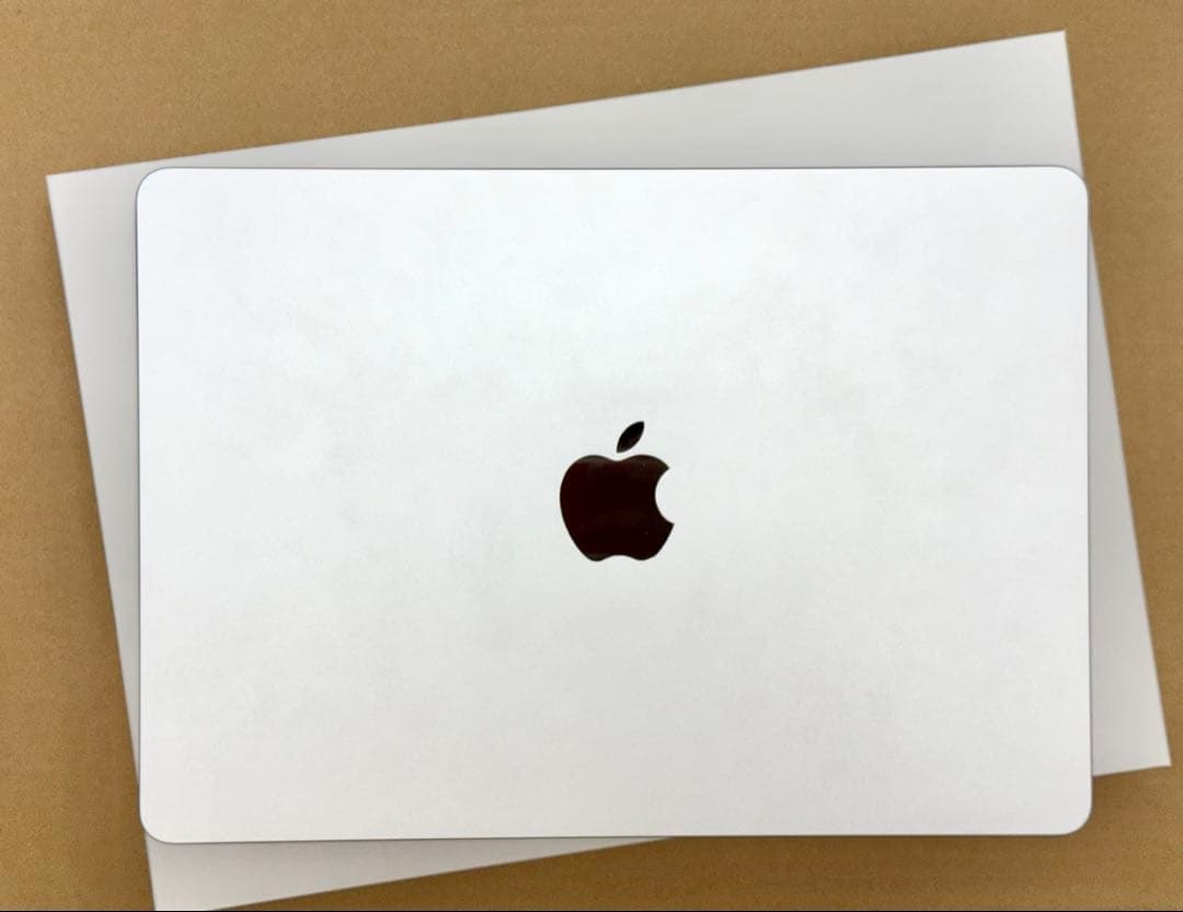 MacBookAir M2 13インチ 16GB 512GB シルバー