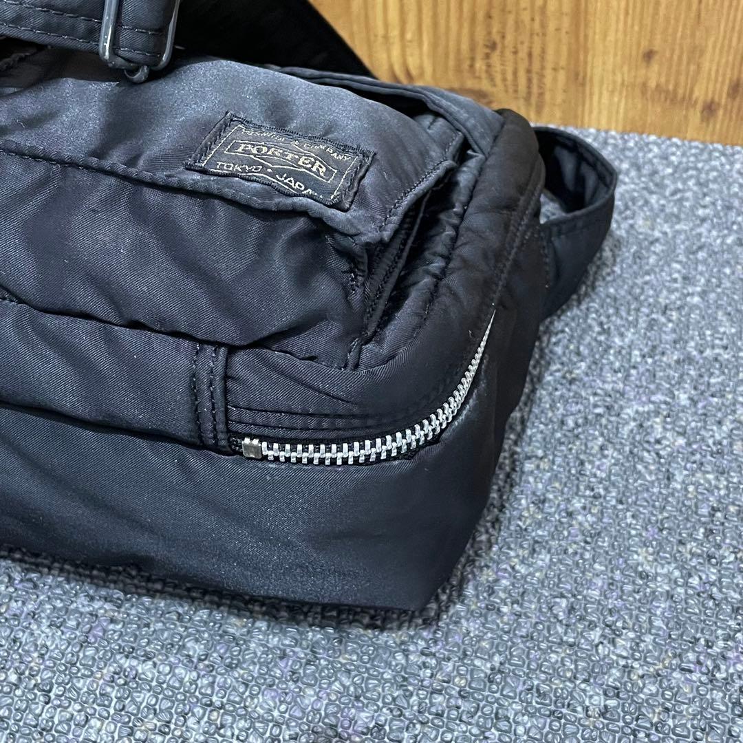 美品 廃盤品✨ PORTER タンカー ２層 ブラック ショルダーバッグ