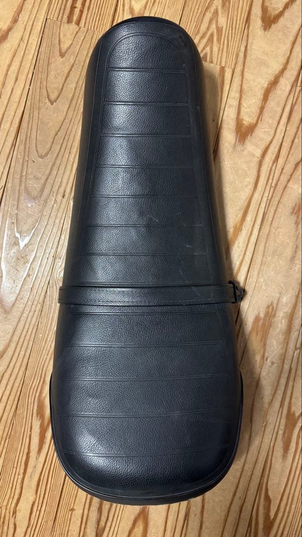 Kawasaki 250TR純正シート