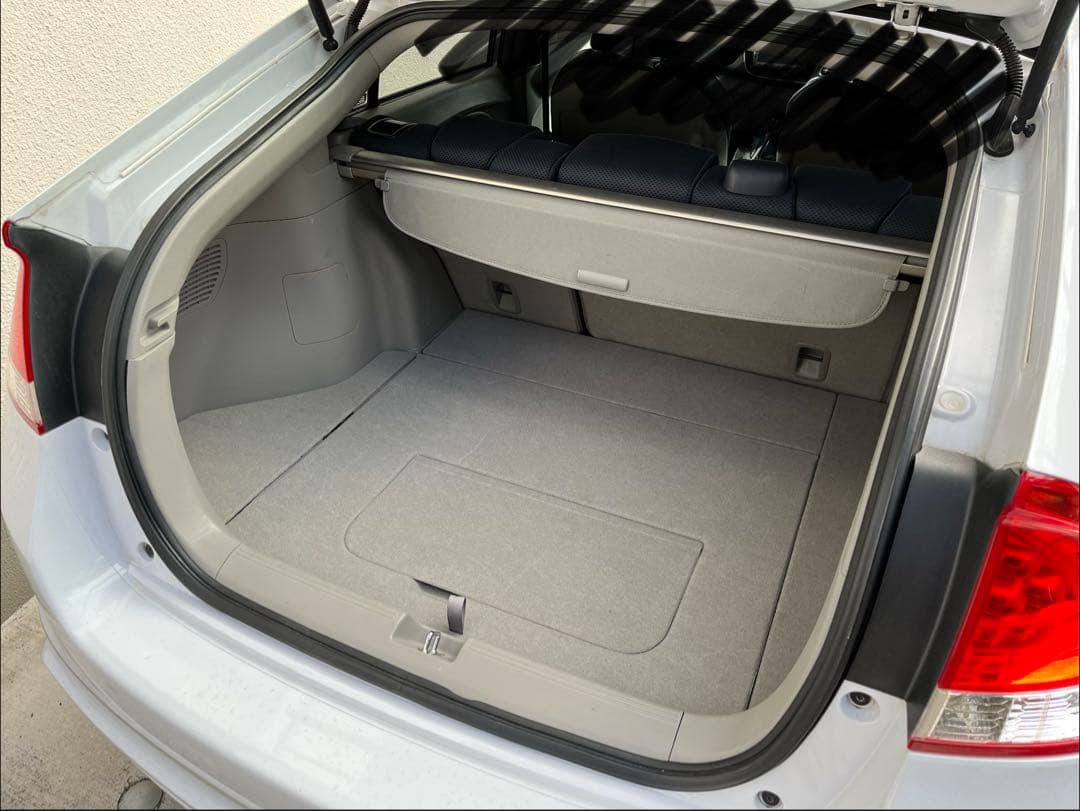 インサイトZE2 純正トノカバー