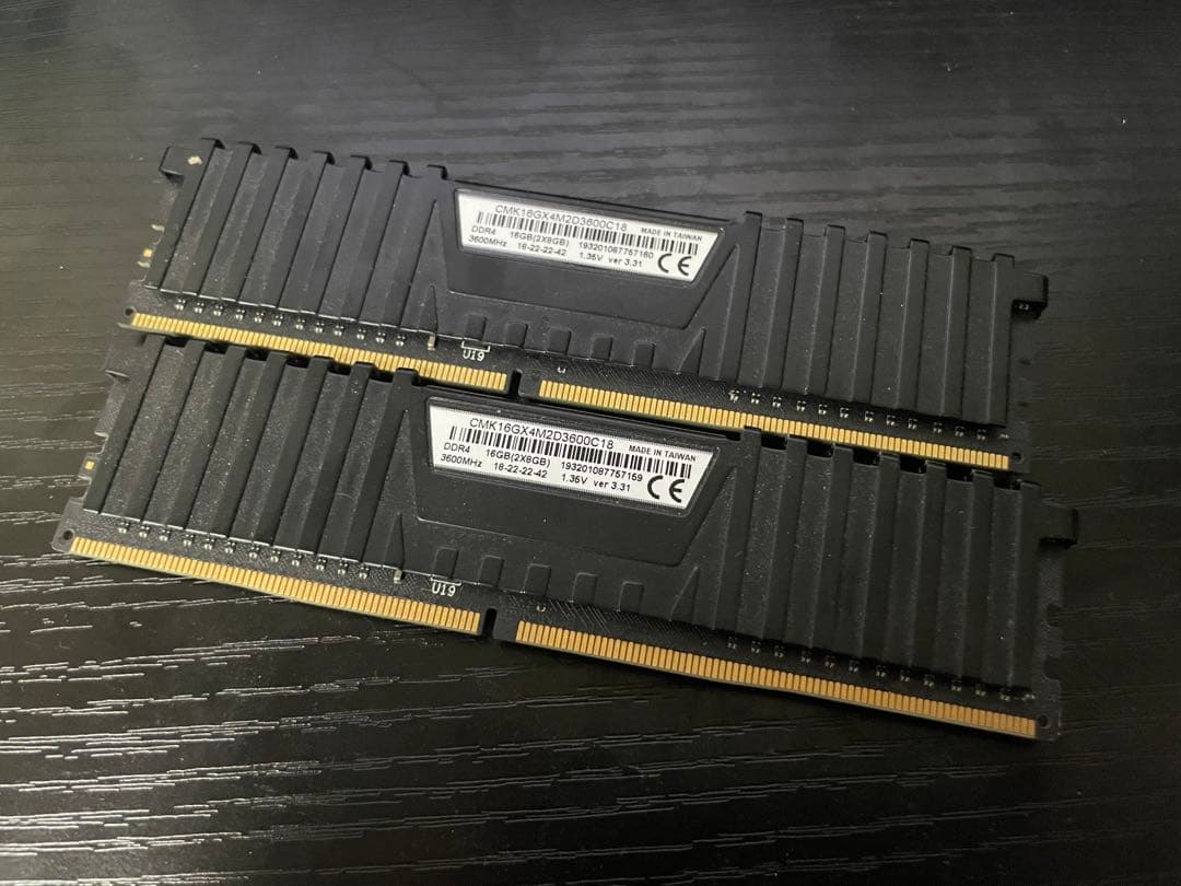 DDR4メモリ