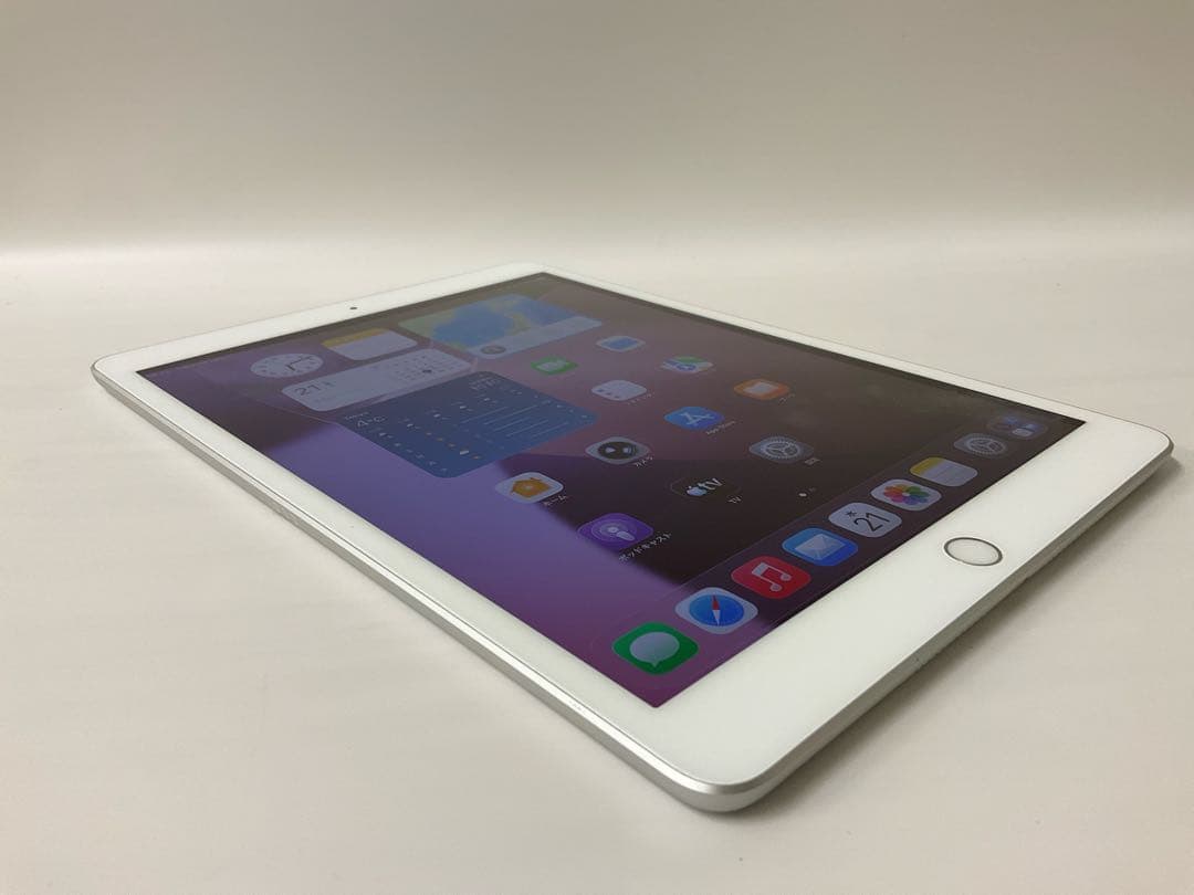 【美品】IPAD 第8世代 32GB シルバー Wifiモデル