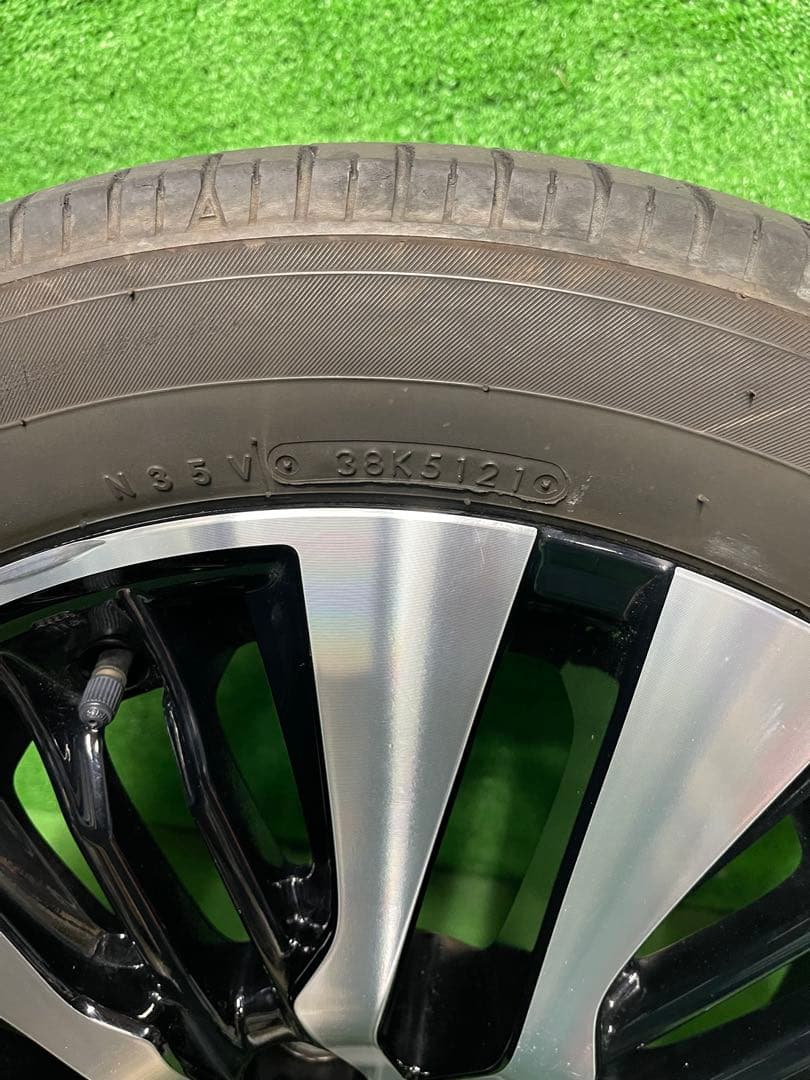 30 後期　アルファード　ヴェルファイア　純正　18インチ　235/50R18