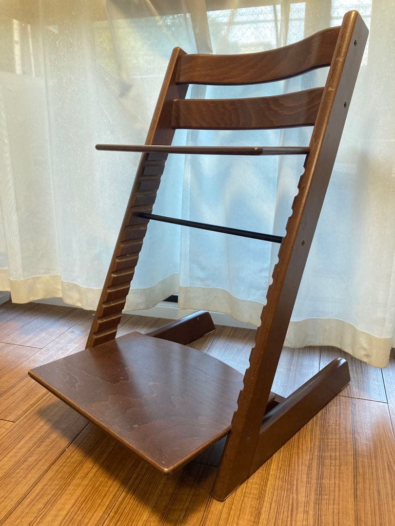 ストッケ トリップトラップ　ウォルナットブラウン　シリアルナンバー記載無し