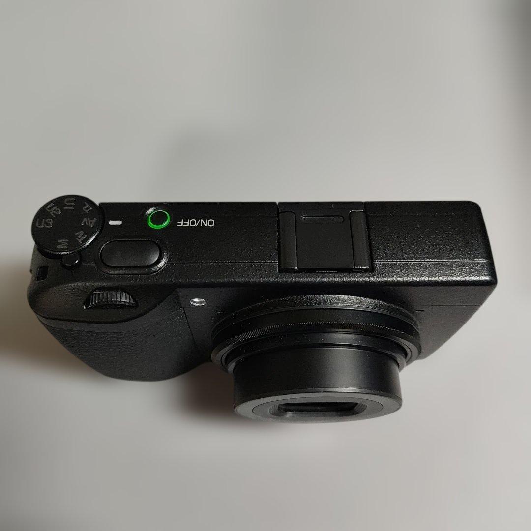 【ミニファインダー、レンズキャップ付属】RICOH GRⅢ　ショット数1228枚