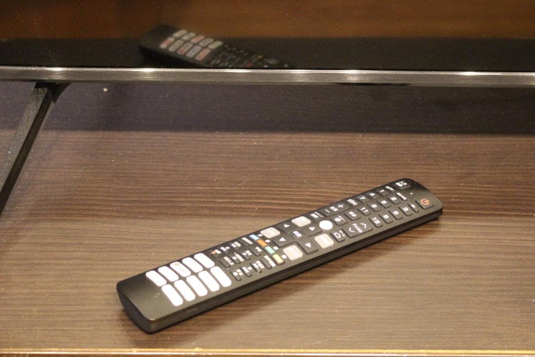 美品 TCL 75T8B 2024年製 75インチ大迫力4K地デジネット動画対応