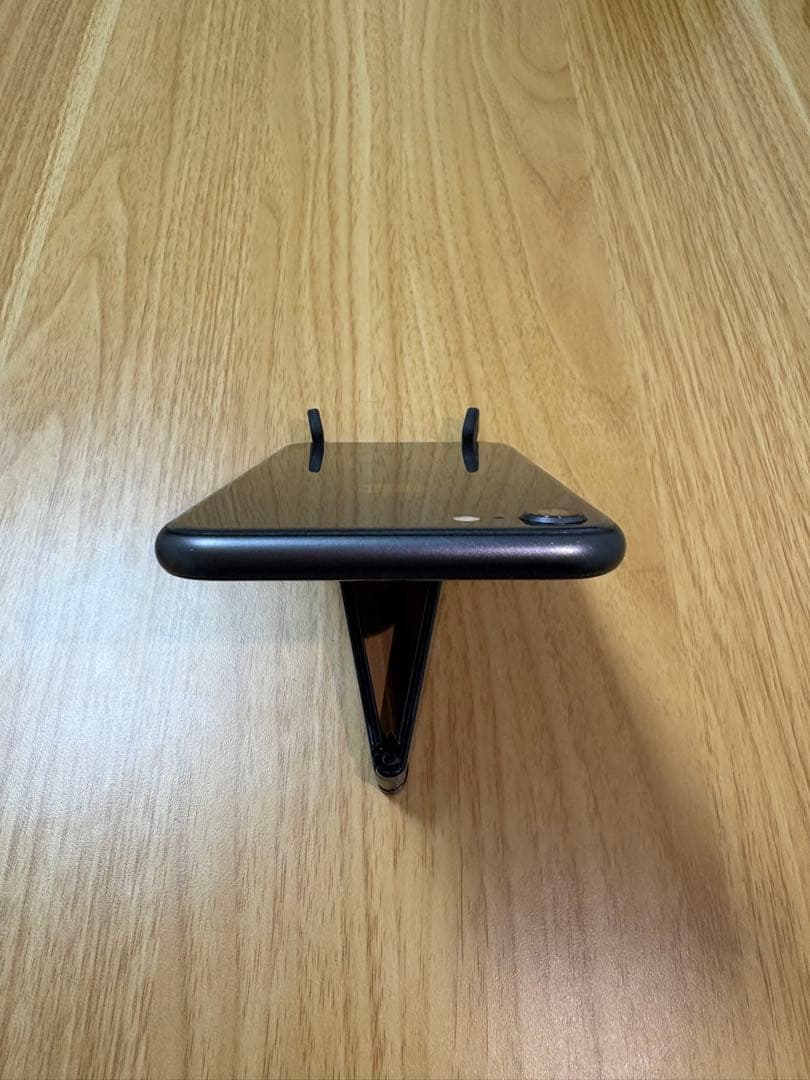 早い者勝ちiPhone8 256GB SIMフリー スペースグレイ