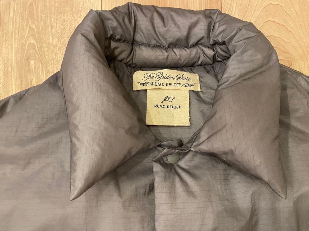 専用REMI RELIEF ナイロンリップ アウトドア ダウンジャケット