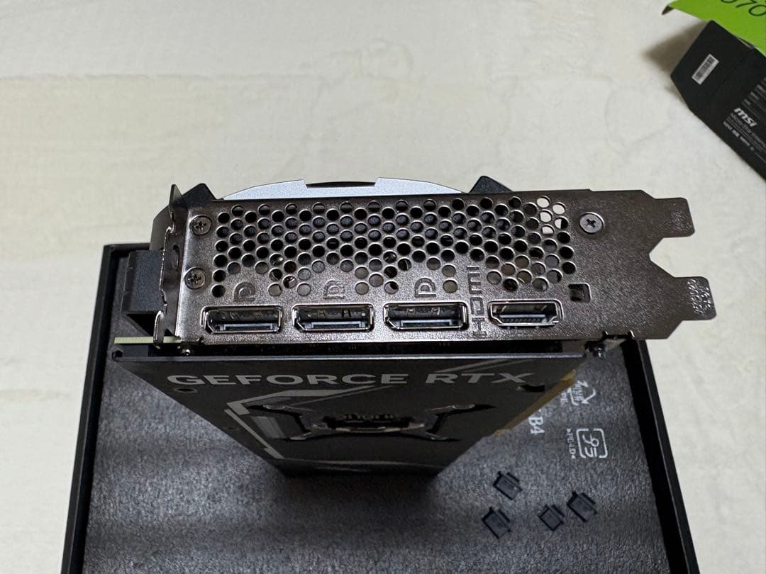 グラフィックボード・グラボ・ビデオカード MSI GeForce RTX 4070 Ti VENTUS 3x