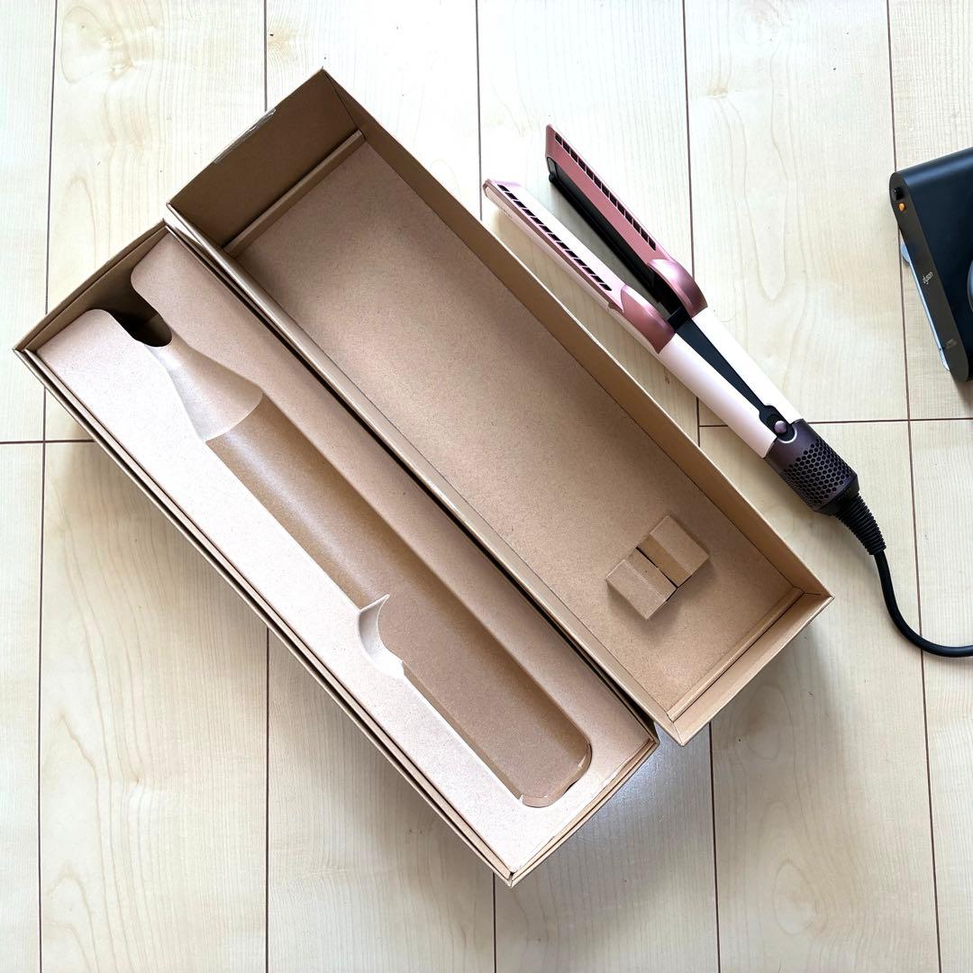 ゆか Dyson Airstrait HT01 ヘアストレイトナー ピンク