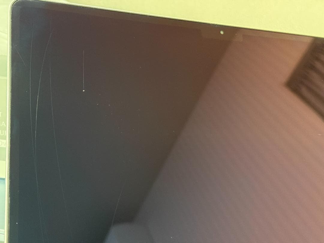 Macbook Air M2 スターライト（US配列、24GB、1TB）