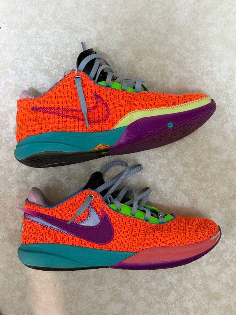 ボール Nike Lebron20