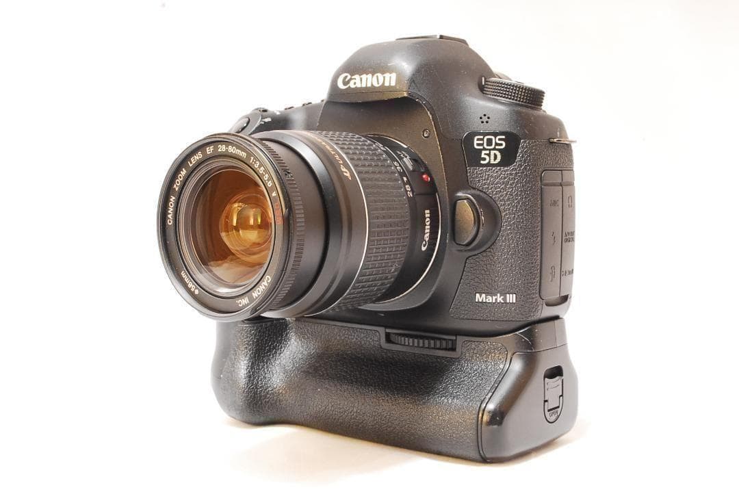 バッテリーグリップつき✨Canon EOS 5D MarkⅢ✨超望遠ダブルレンズ