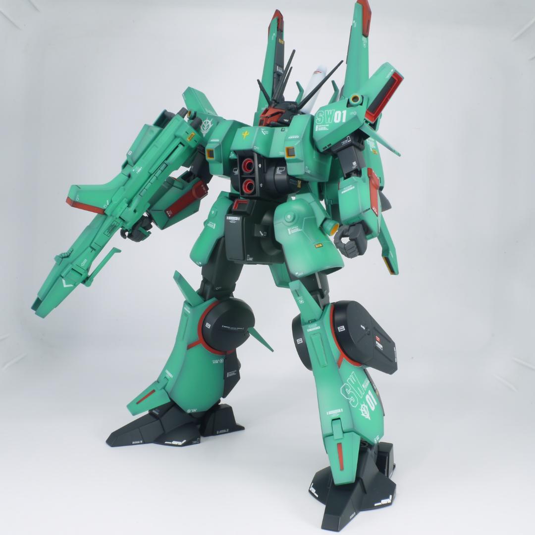 ガンプラ　HG ドーベンウルフ　全塗装　完成品
