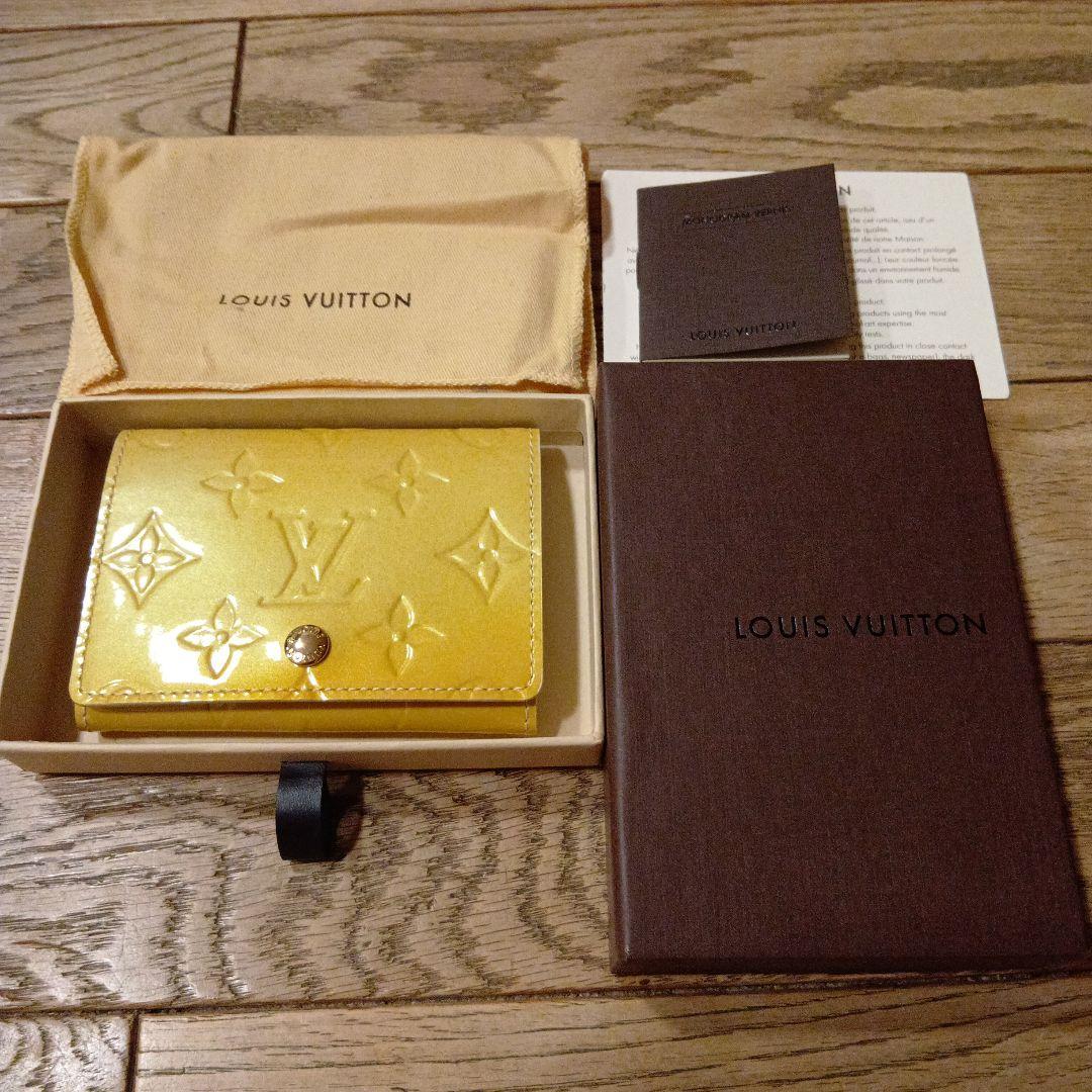 【新品、変色有】ルイヴィトン　ヴェルニ　総柄　名刺ケース　カードケース　エナメル