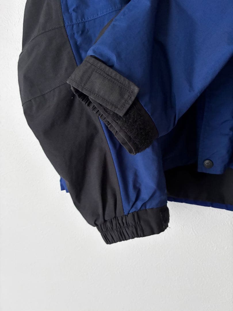 MOUNTAIN HARD WEAR CONDUIT マウンテンパーカー