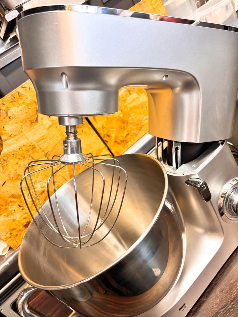 スタンドミキサー・卓上ミキサー・ステンレス製・8L