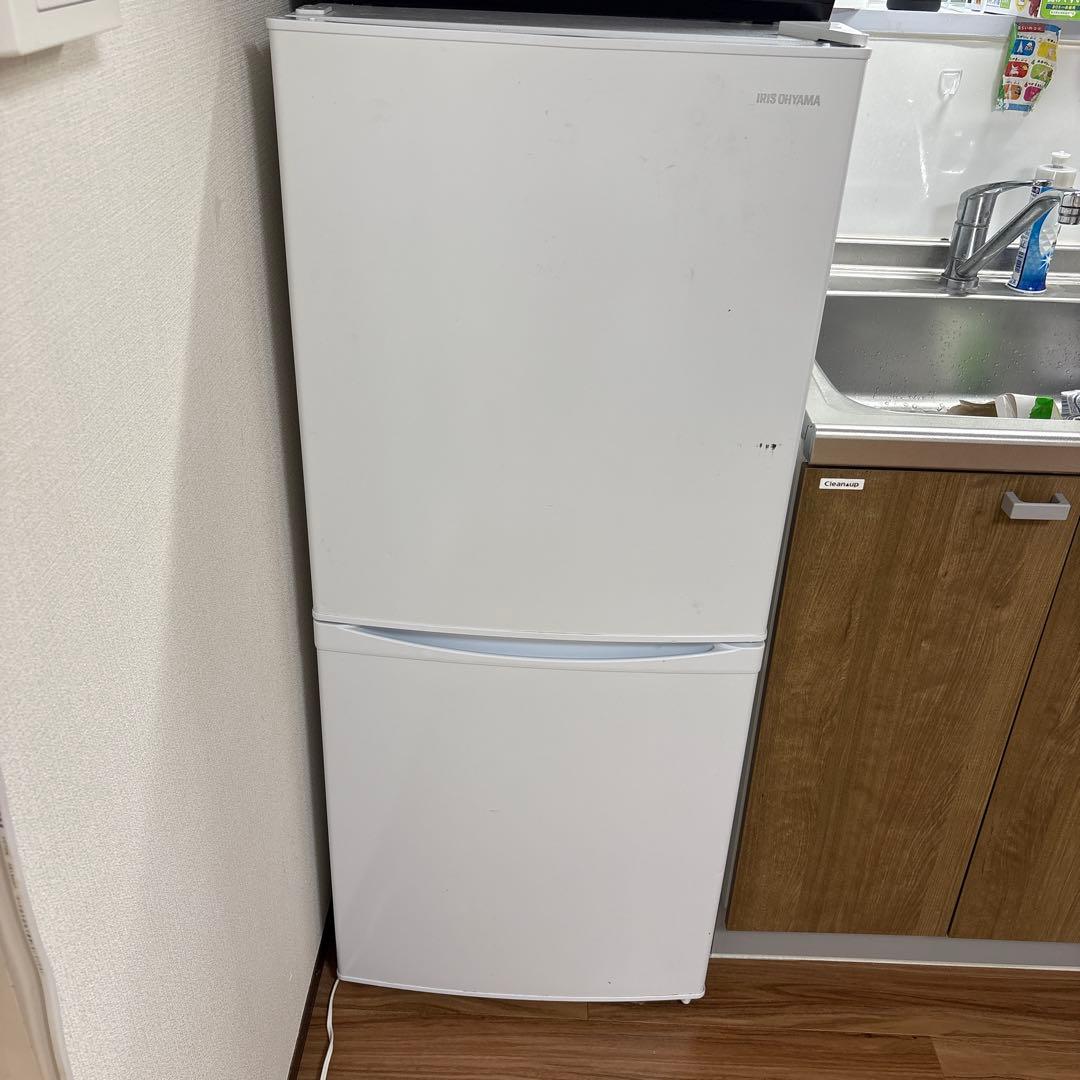 2021年製アイリスオーヤマ冷蔵庫 IRSD-14A-W142L