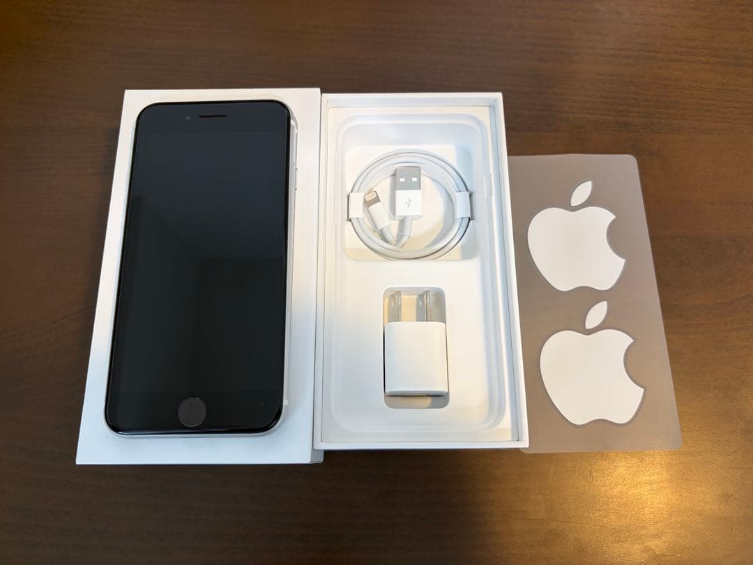 【美品】iPhone SE2 128GB ホワイト SIMロックなし