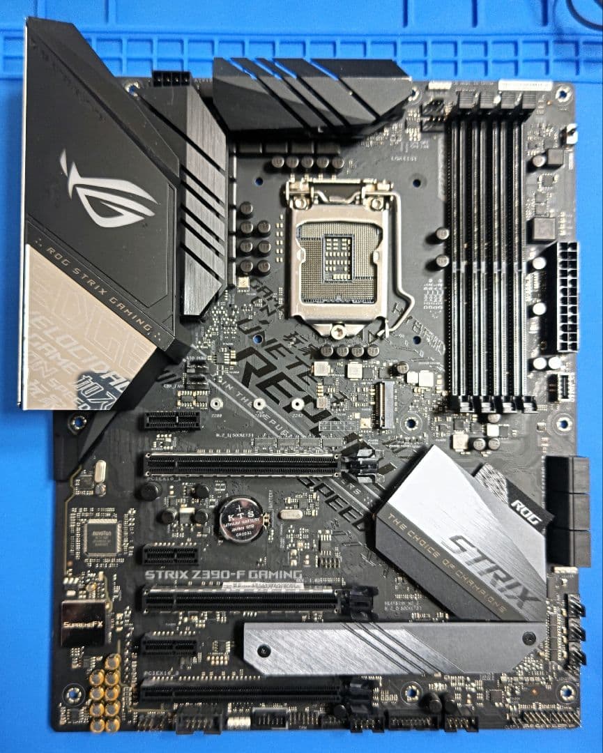 マザーボード STRIX Z390-F GAMING