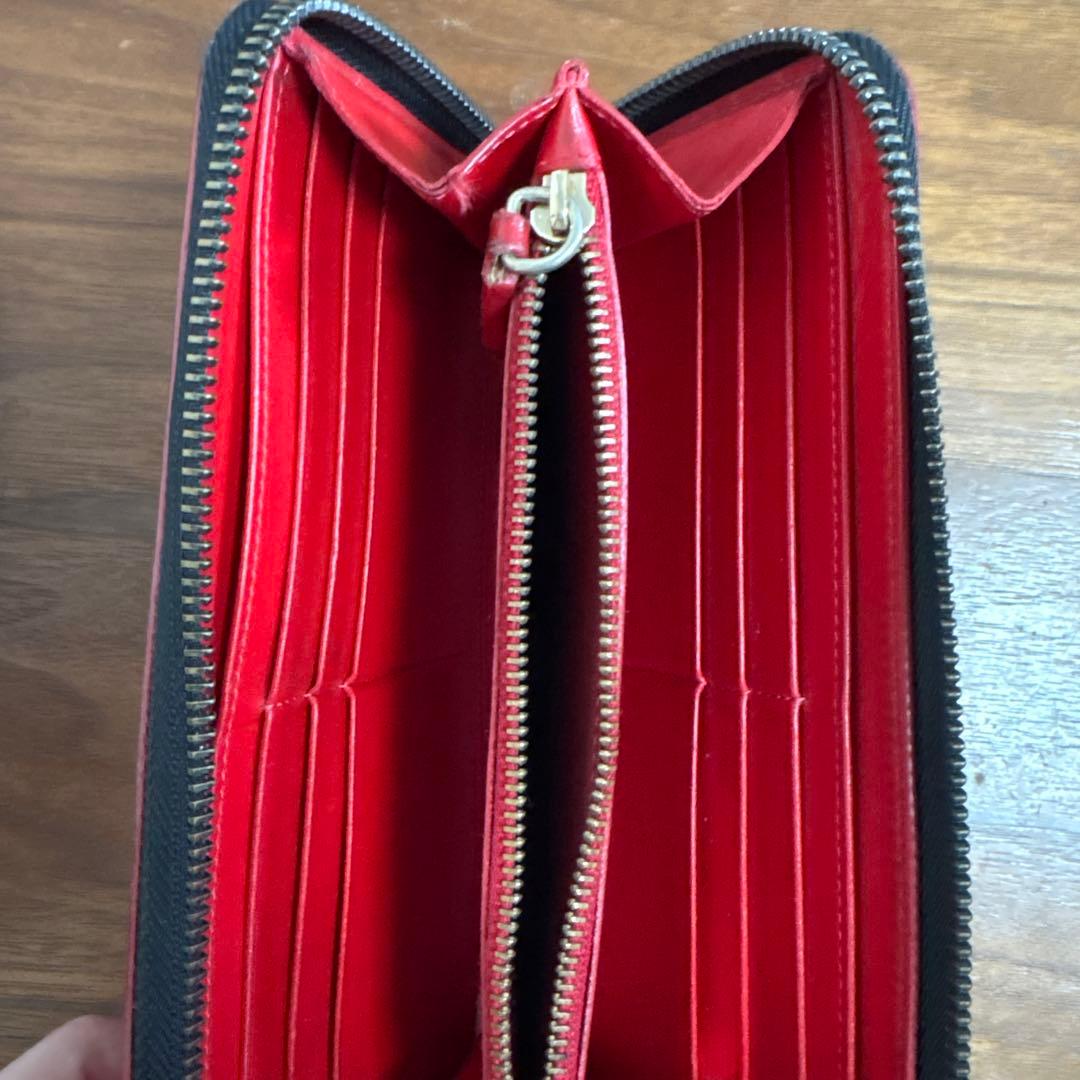 激レア クリスチャンルブタン パネトーネ 長財布 ロゴ レザー 赤 黒