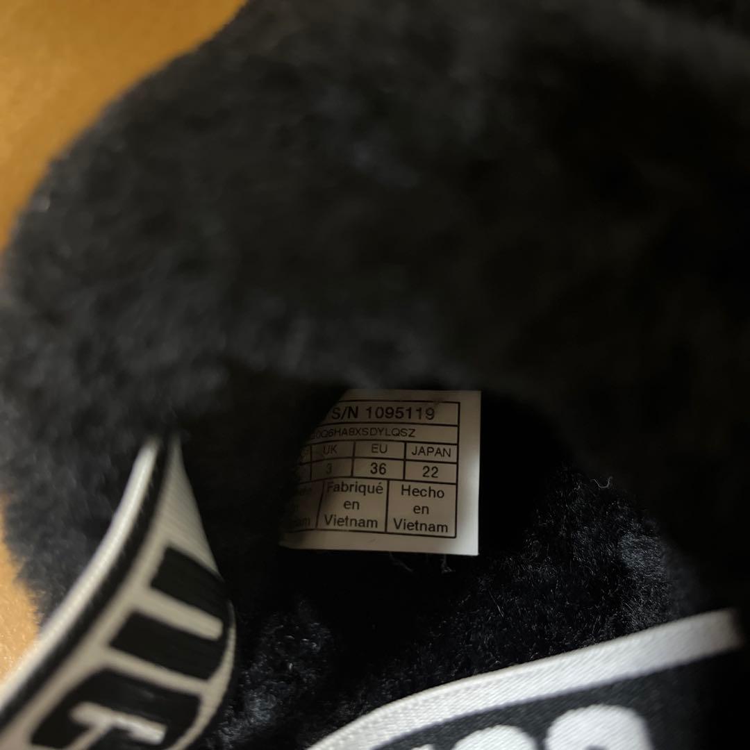 UGG アグ ファーサンダル FLUFF YEAH SLIDE