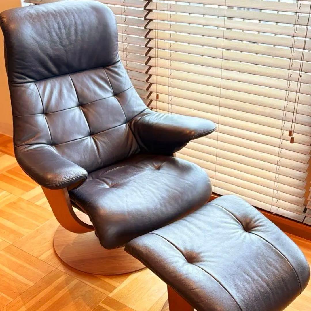 カリモク ザ•ファースト RU72 ブラックベリー 美品 オットマン同時購入のみ