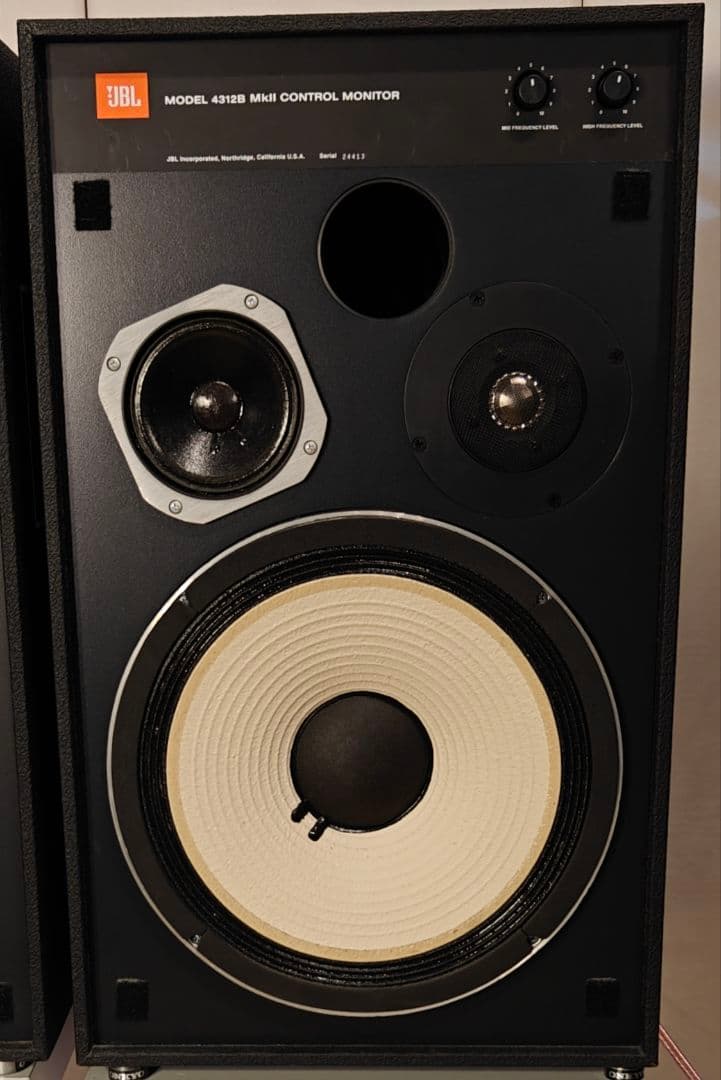 JBL 4312B MkII ペア 左右対称ミラーイメージ 伝説の名機