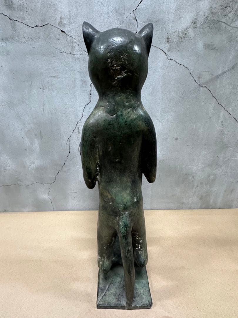 アンティーク青銅　お皿を持った猫